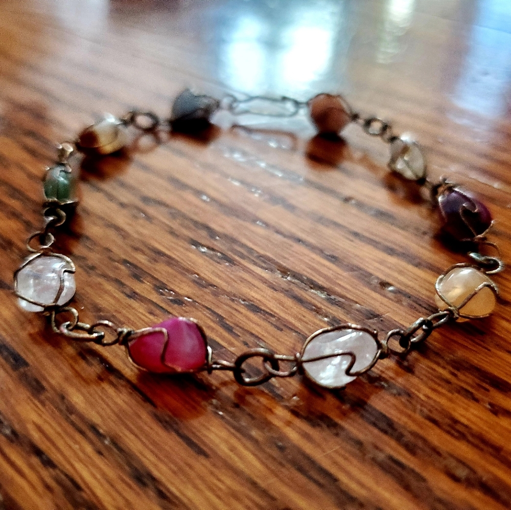 💰Free w purchase - Stone bracelet
